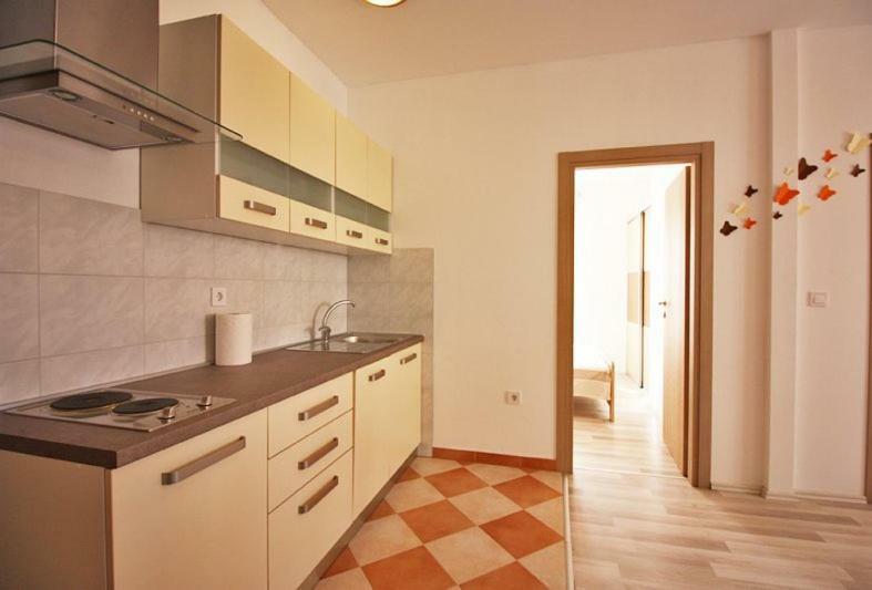 Apartman Petra Fazana Exterior photo